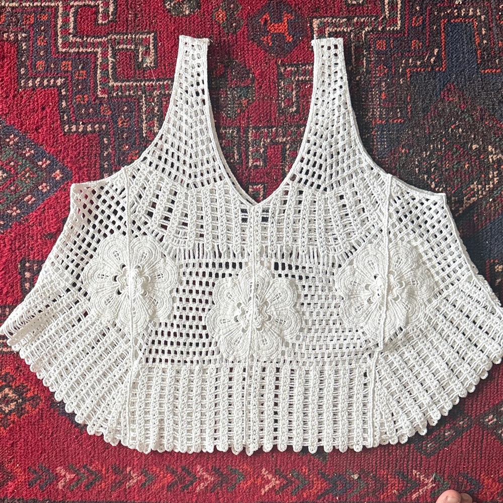 Elegant White Crochet Tank Top 100% cotton